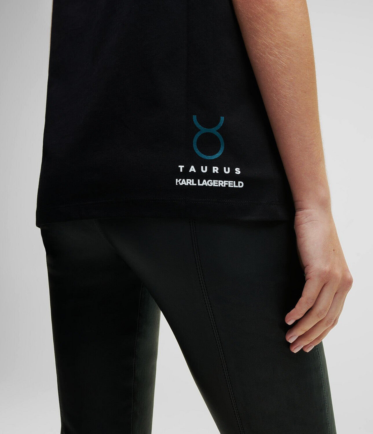 IKONIK ZODIAC TAURUS T-SHIRT