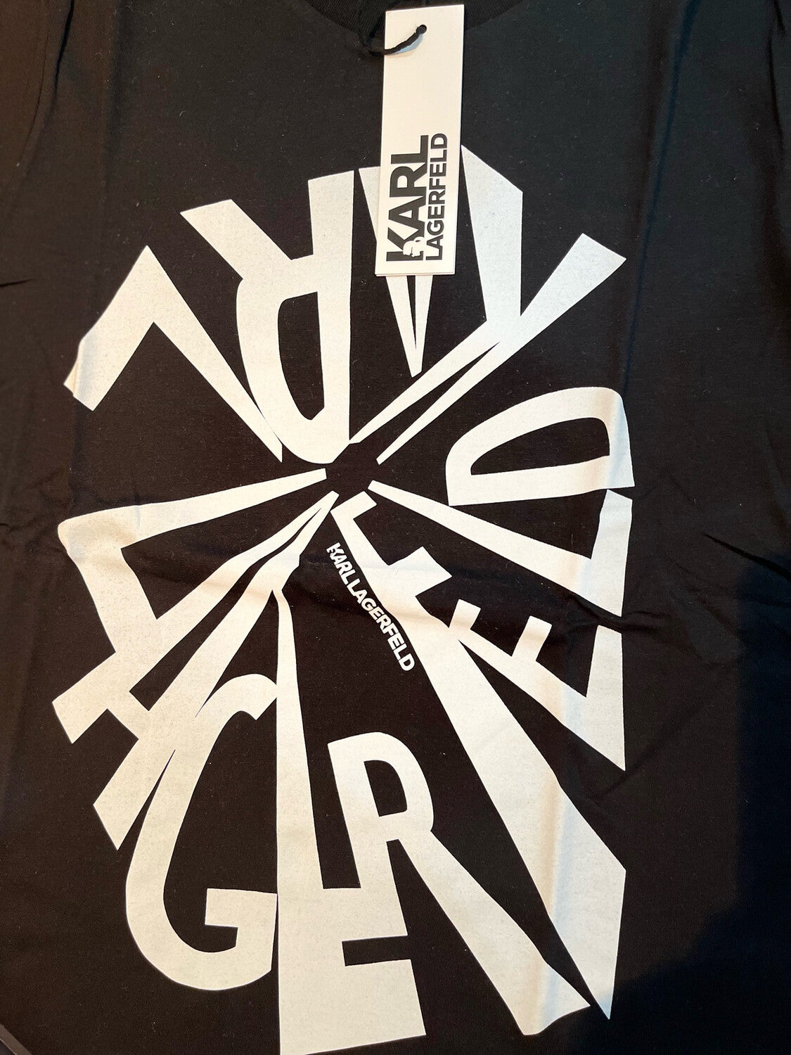 KarL Lagerfeld Clockwise Print Logo