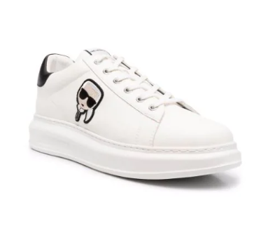 Logo-patch leather sneakers